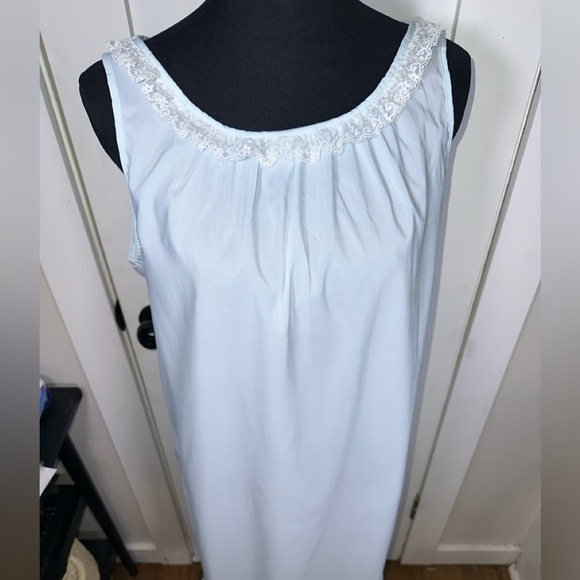 Vintage Blue Sleeveless Nightgown with White Lace Trim - Picture 2 of 9